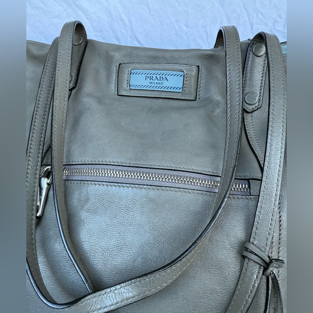 Prada - Etiquette Tote Bag - Picture 2 of 15